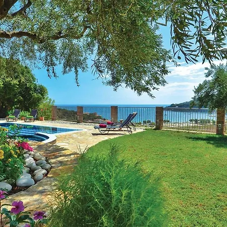 Villa Limni Keriou Sleeps 6 Air Con Wifi *
