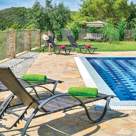 Villa Limni Keriou Sleeps 6 Air Con Wifi *